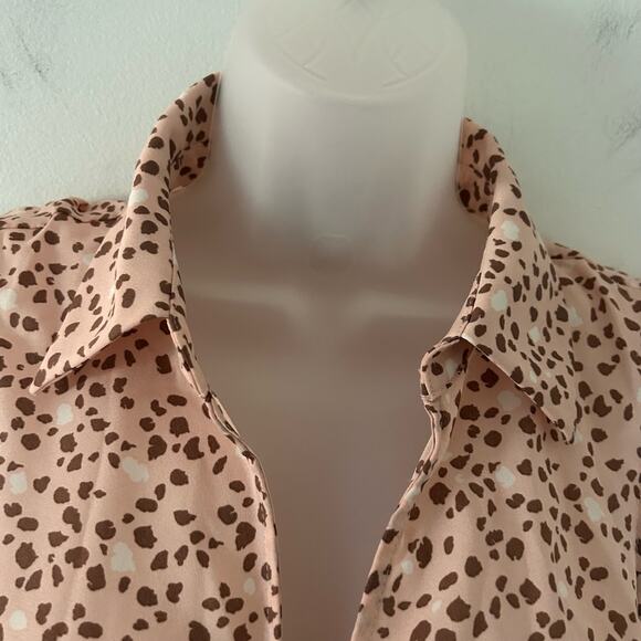 Pleione Women's Collared Pink Animal Print Peplum Wrap Top XS NWOT - Picture 3 of 10